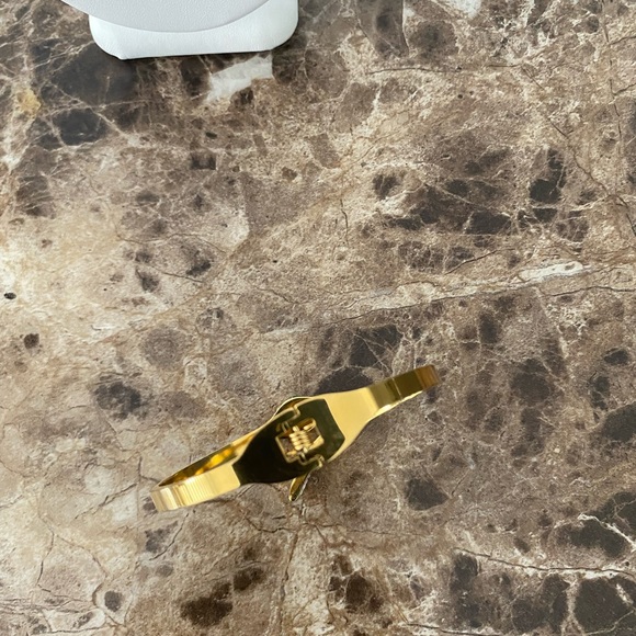 Vintage snake Bangle Bracelet Gold Stainless steel Green Crystal Eyes. - Picture 3 of 6